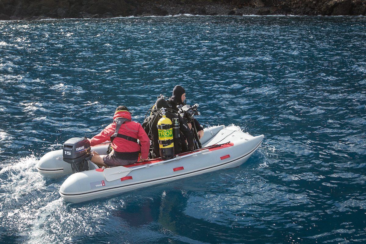 True Kit Discovery - Inflatable Catamaran Landing Craft - Image 9